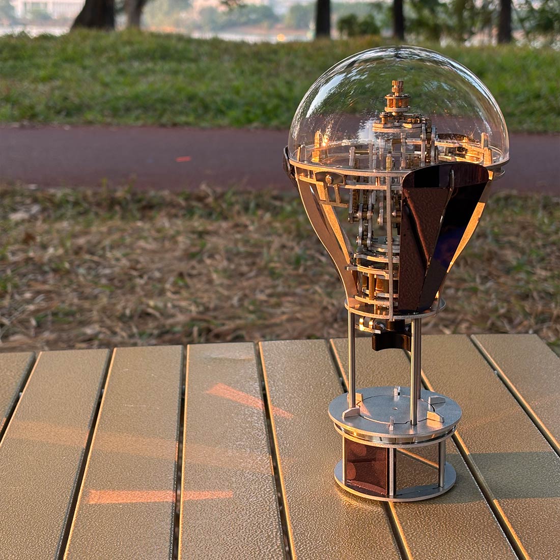 Hot Air Balloon Tourbillon Mechanical Art Sculpture-Kinetic Desk Decor Model, Stress Relief Toy & Creative Gift - EngineDIY