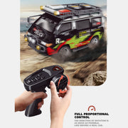 JXC5813B 1/24 Scale 2.4G 4WD Full-Proportional Synchronous RC Car Model