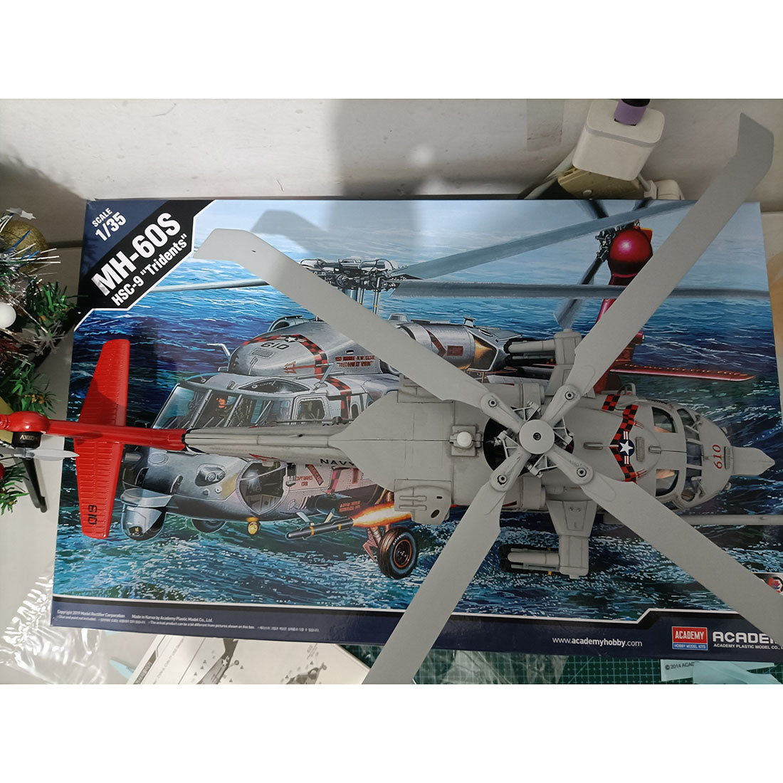 YU XIANG YXZNRC F09-S Helicopter 1/47 2.4G 6CH Aircraft Dual