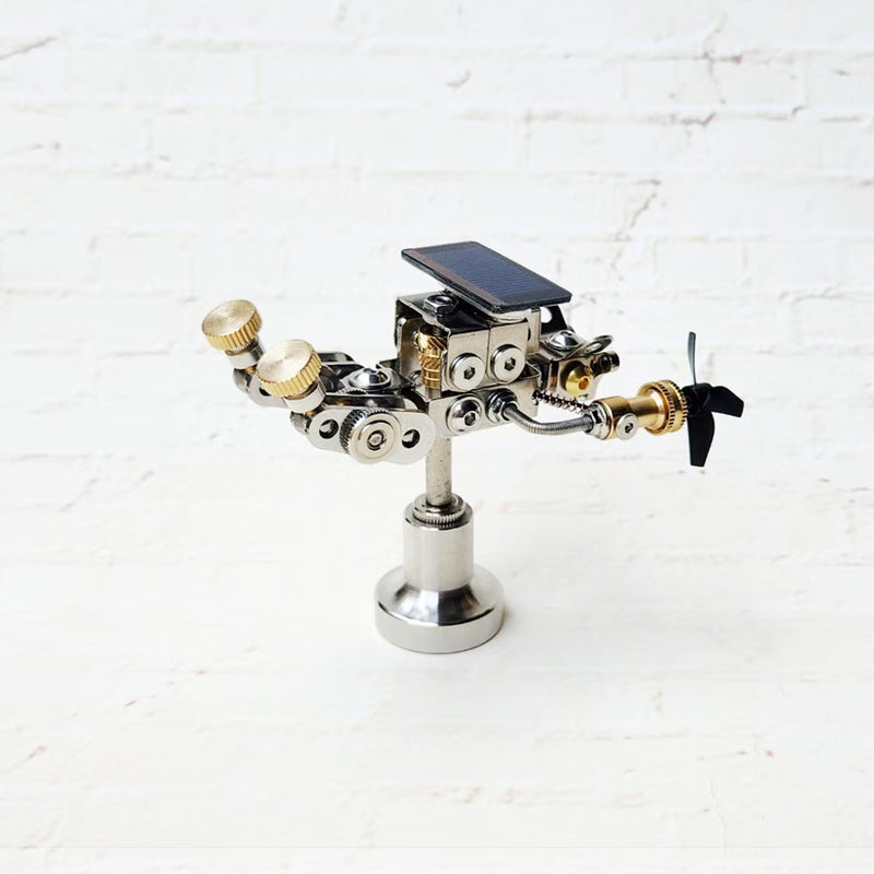 solar powered steampunk robot metal mechanical model, rotating stem educational desktop decor (lying version)