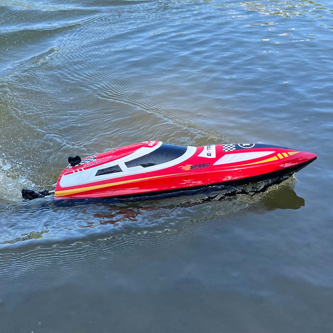 2.4ghz Remote Control Speedboat - 30km/H High-Speed Electric Racing Boat With Led Night Lights