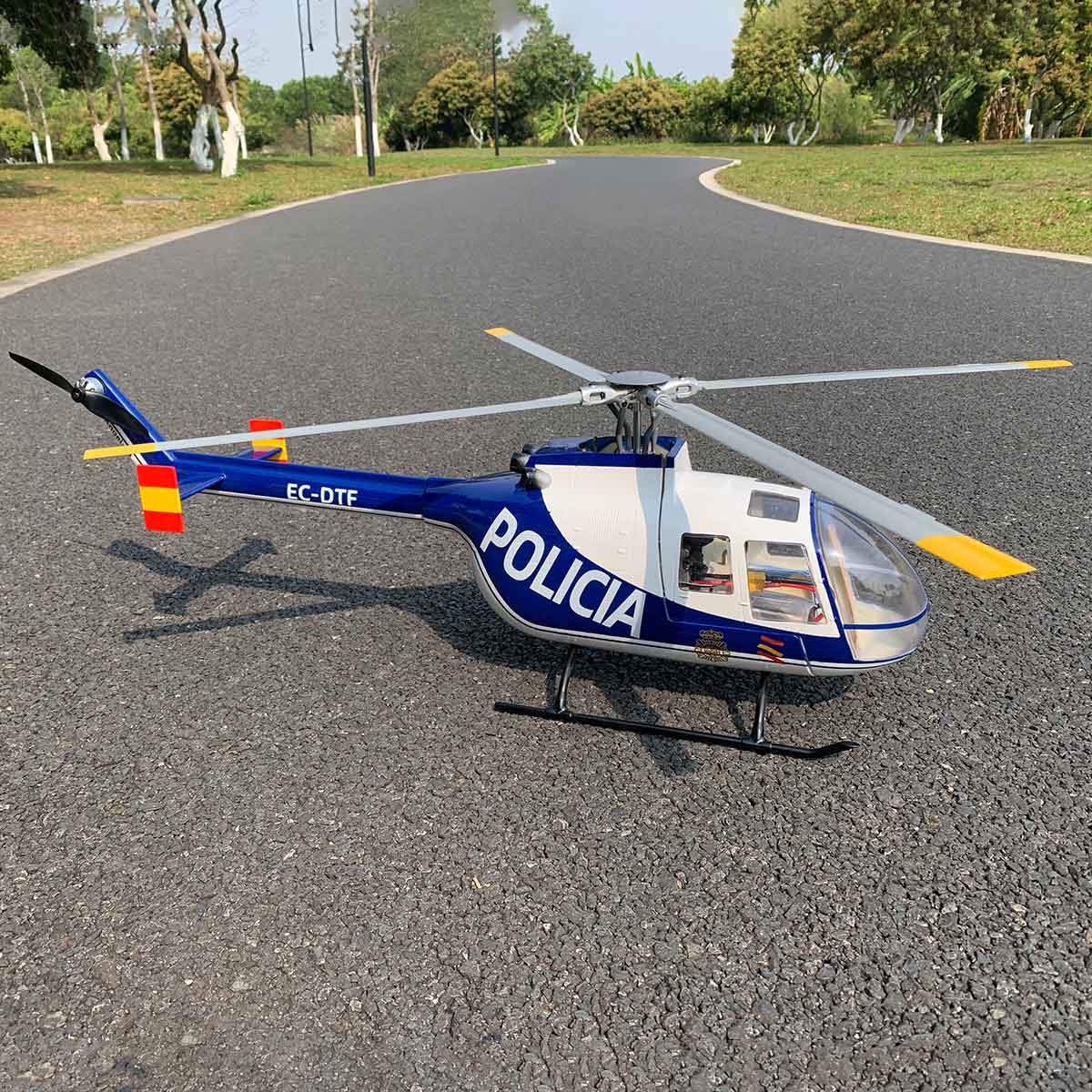 FLYWING BO105 470 Size 2.4G 6CH Military RC Helicopter With H1 Flight Controller,GPS and Adjustable Left/Right-Handed Controls