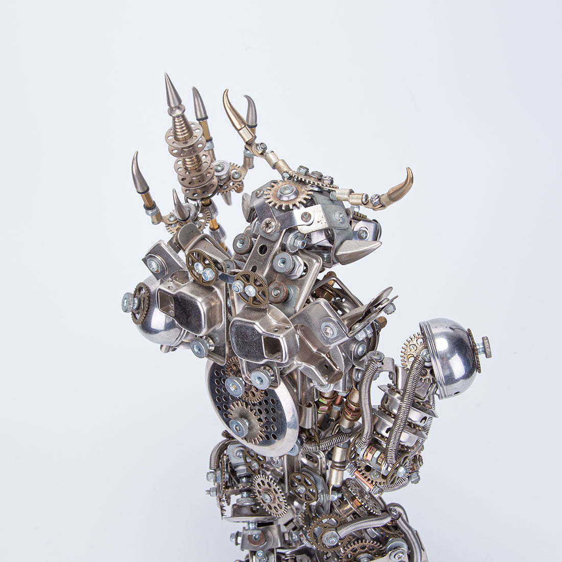 Homme à tête de taureau 3D, modèle d'assemblage en métal, ornement créatif, créature surréaliste, punk mécanique, à monter soi-même