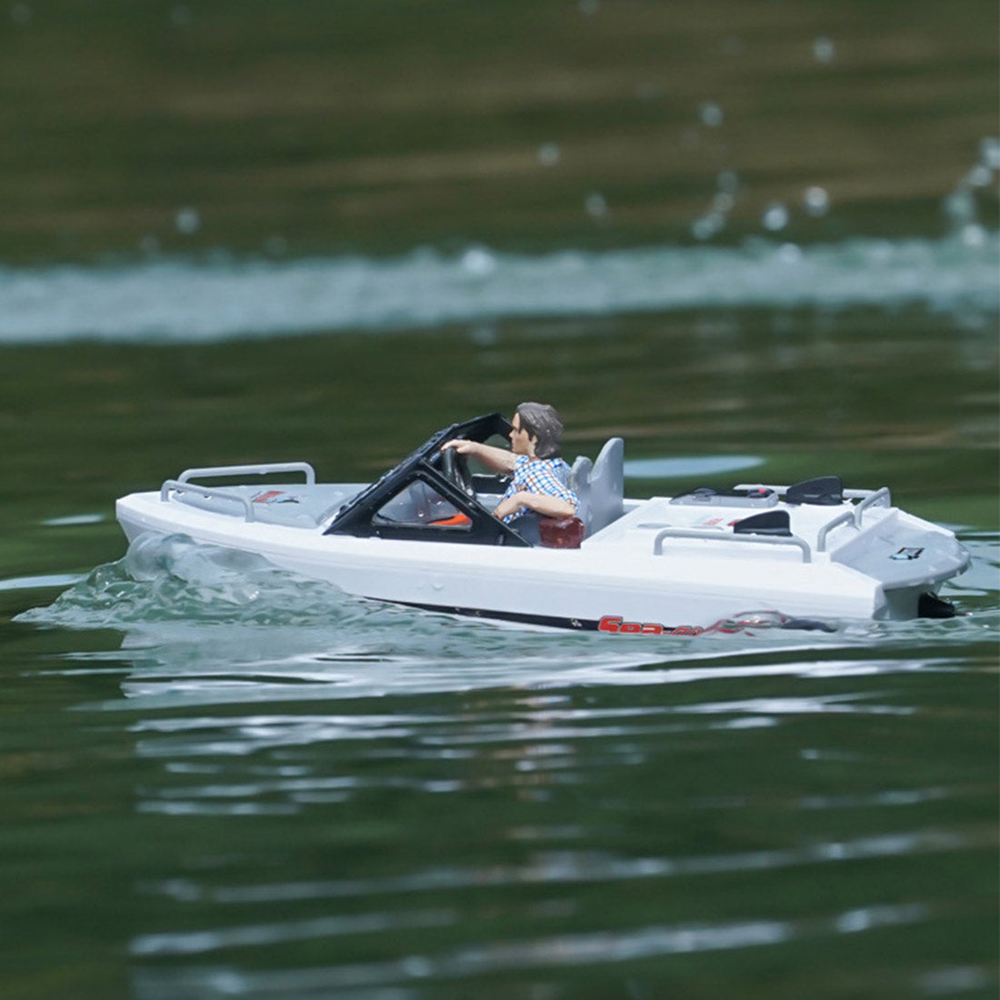 1/12 scale 2.4g 8km/h rc karting boat model rtr version