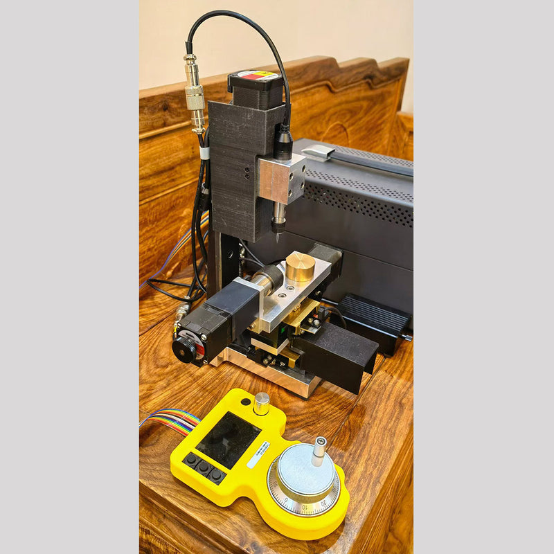 Mini CNC Milling Machine - EngineDIY