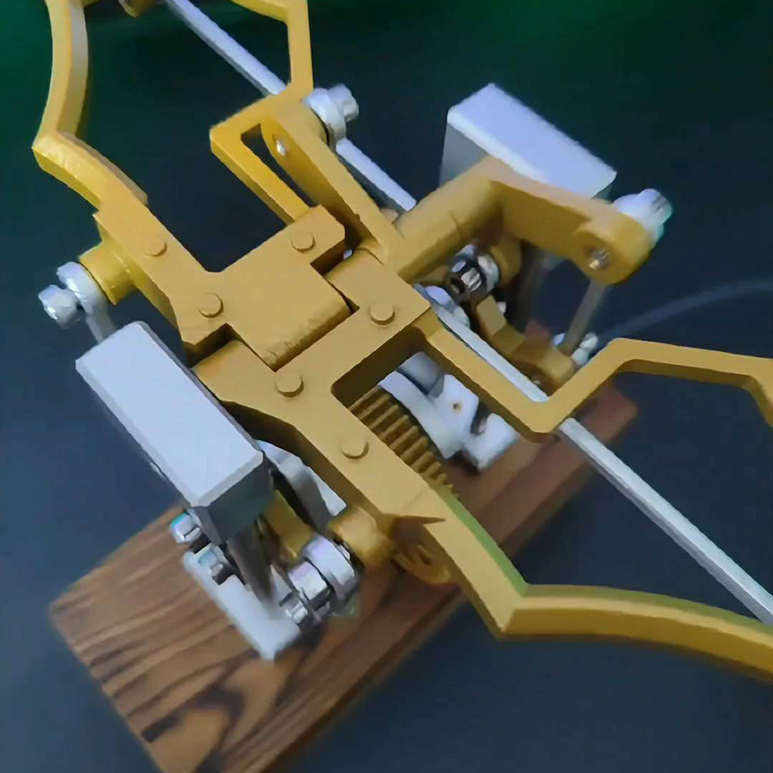 Kit de modèle d'ornithoptère mécanique en métal 3D à ailes battantes dynamiques