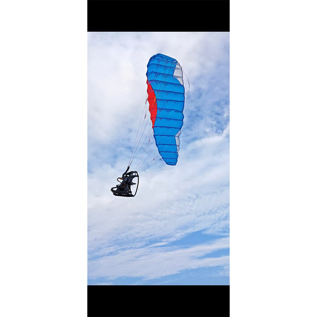 2.4G RC Electric Stunt Mini Paraglider Model High-Altitude Stunt Flight Paraglider Toy (RTF Version) - EngineDIY