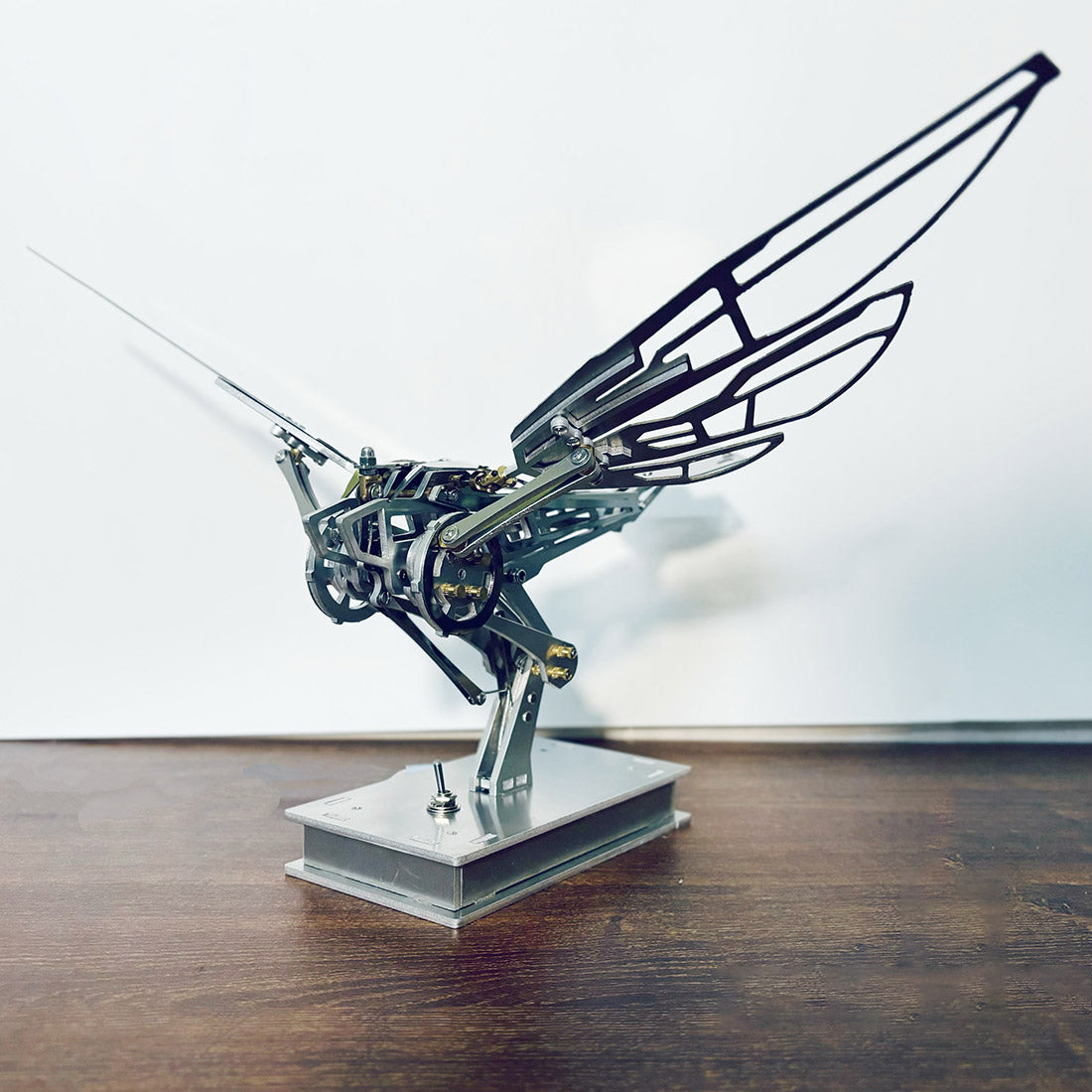 3D Metal Mechanical Flying Fish Dynamic Bionic Model - EngineDIY