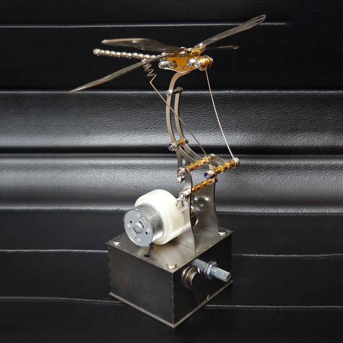 mechanical 3d diy dynamic dragonfly metal model building kit-bionic kinetic art sculpture(finished version)