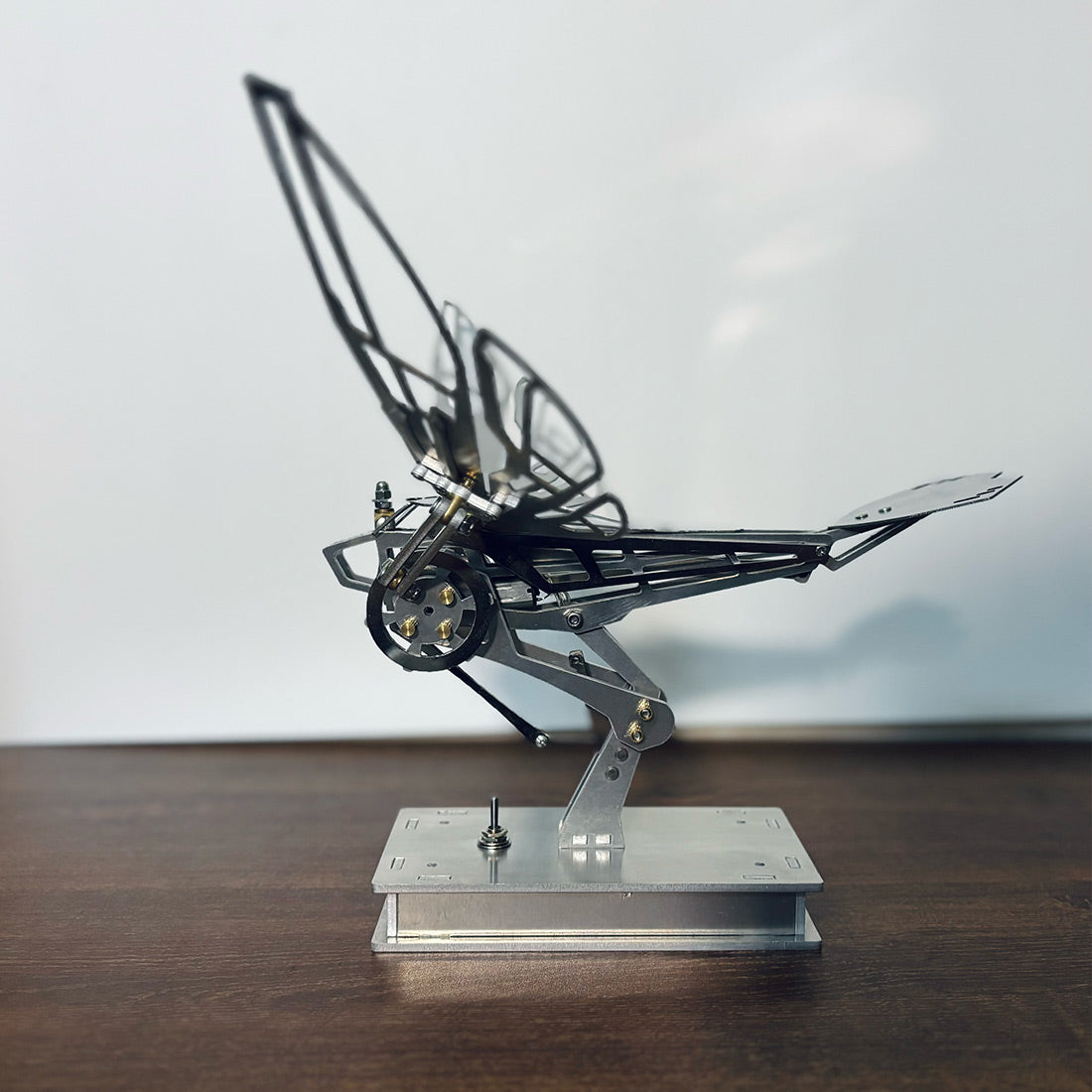 3d metal mechanical flying fish wing-flapping dynamic bionic model