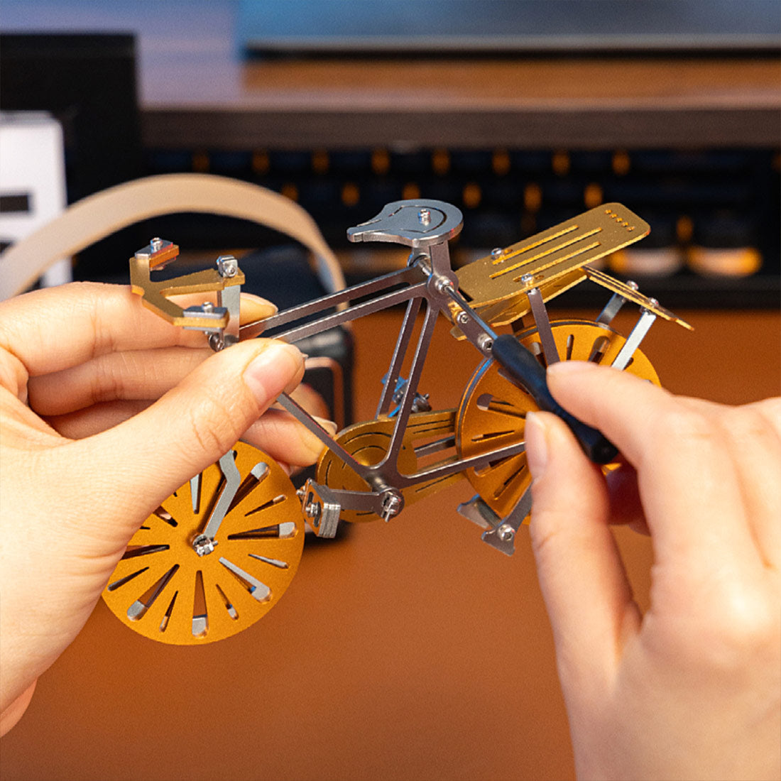 3d metal puzzle bike diy mechanical assembly model kit – stainless steel bicycle, desktop collectible craft for mechanical enthusiasts (105+pcs)