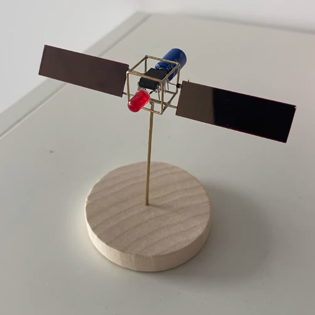 solar powered metal wire satellite diy electronic sculpture kit--enginediy