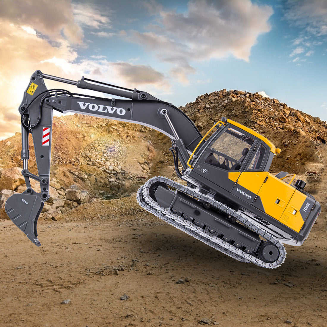 DOUBLE E 1:14 2.4G RC Excavator Metal Engineering Remote Control